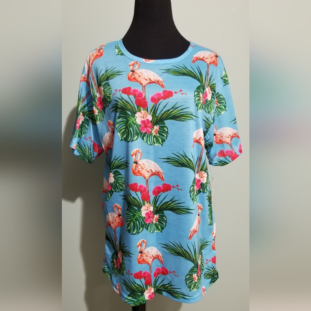 Flamingo Floral Top Women's Short Sleeve NWT